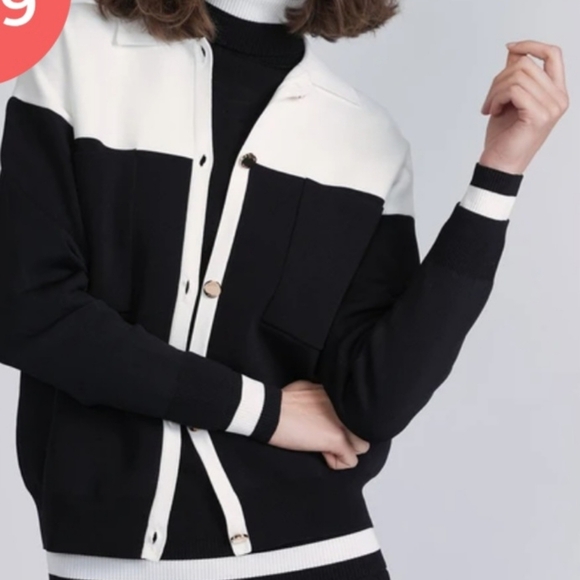 Aleeza Chic Monochrome Sweater/ Blazer With Gold Buttons & Pockets - Picture 3 of 11